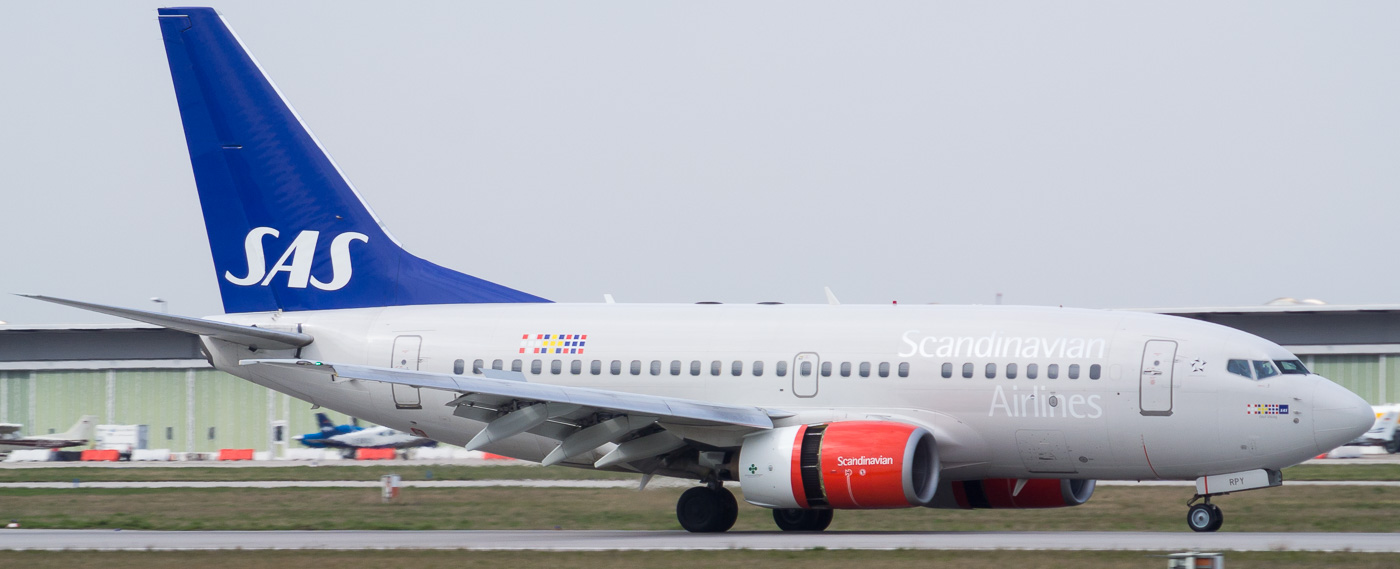 LN-RPY - SAS Boeing 737-600