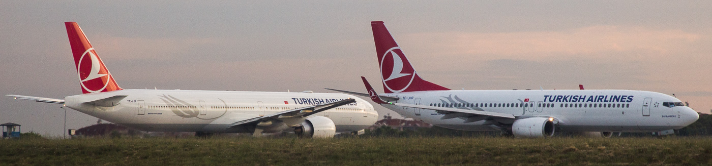 TC-JHB - Turkish Airlines Boeing 737-800