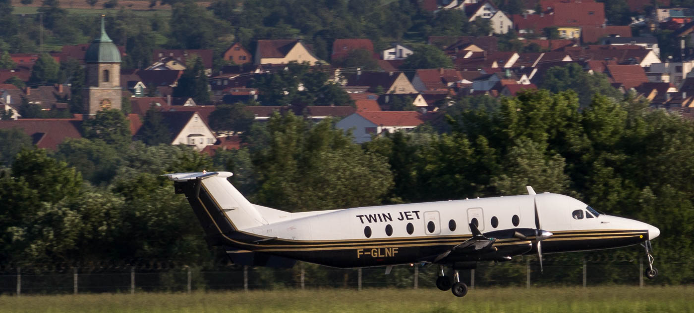 F-GLNF - Twin Jet Beechcraft Family