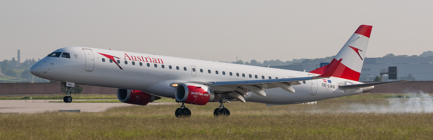 OE-LWG - Austrian Airlines Embraer 195