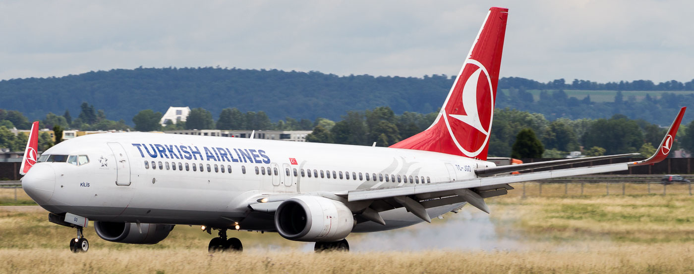 TC-JGO - Turkish Airlines Boeing 737-800