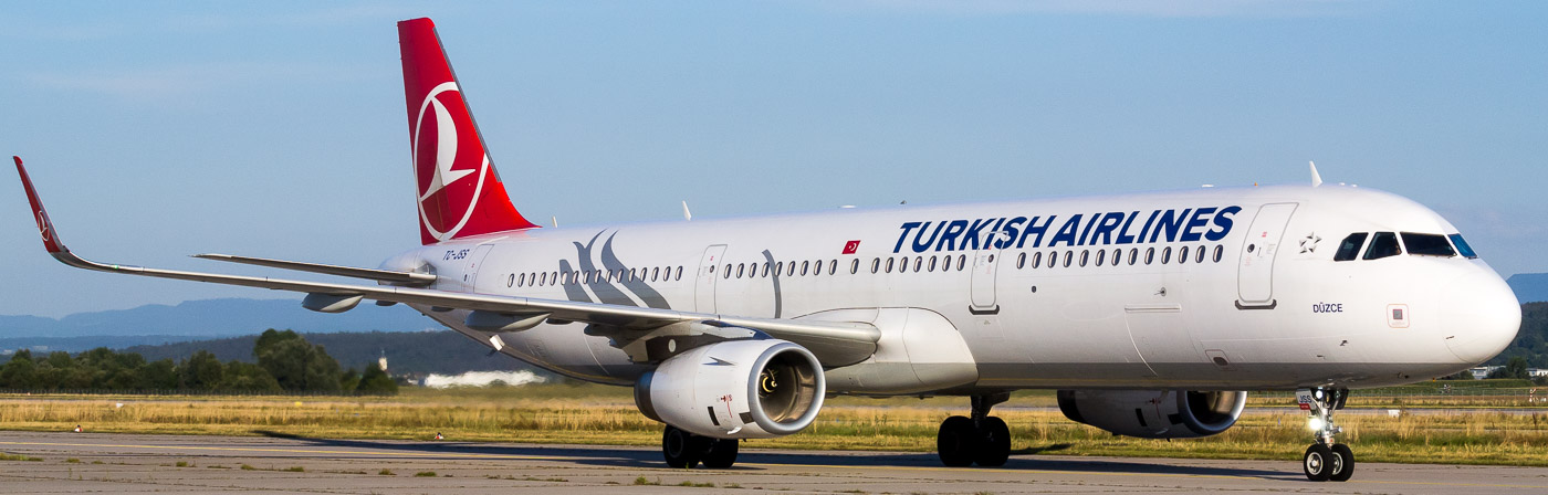 TC-JSS - Turkish Airlines Airbus A321