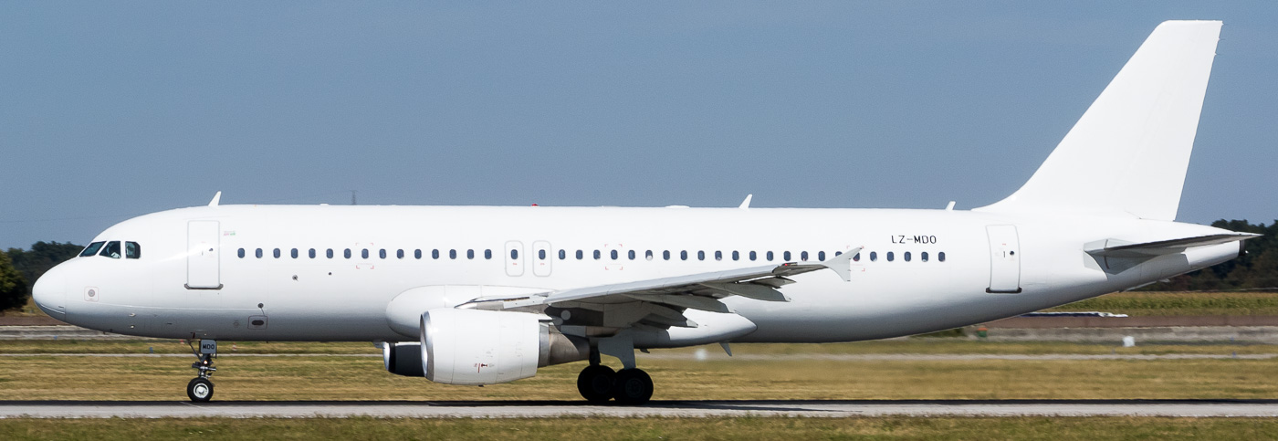 LZ-MDO - Air VIA Airbus A320