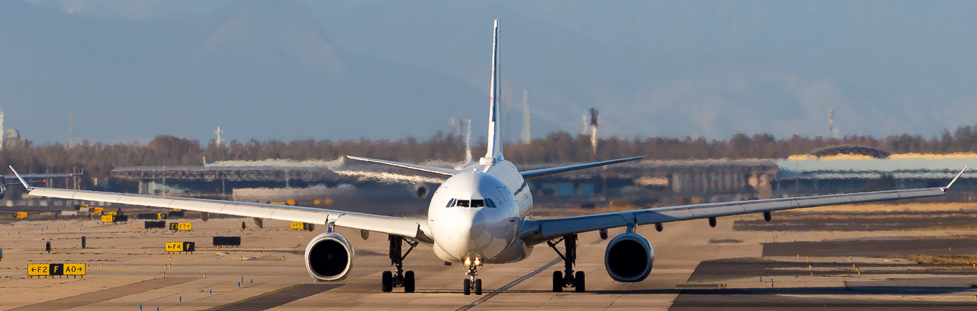 B-5968 - China Eastern Airbus A330-200