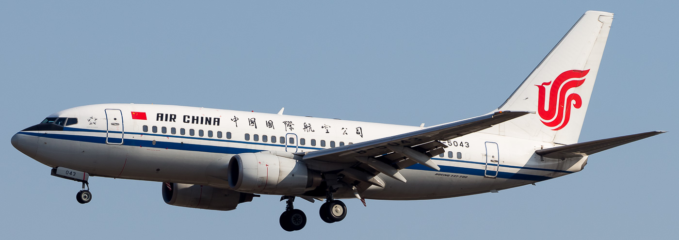 B-5043 - Air China Boeing 737-700