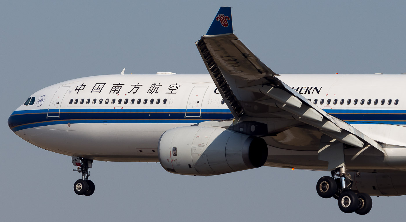 B-6087 - China Southern Airbus A330-300
