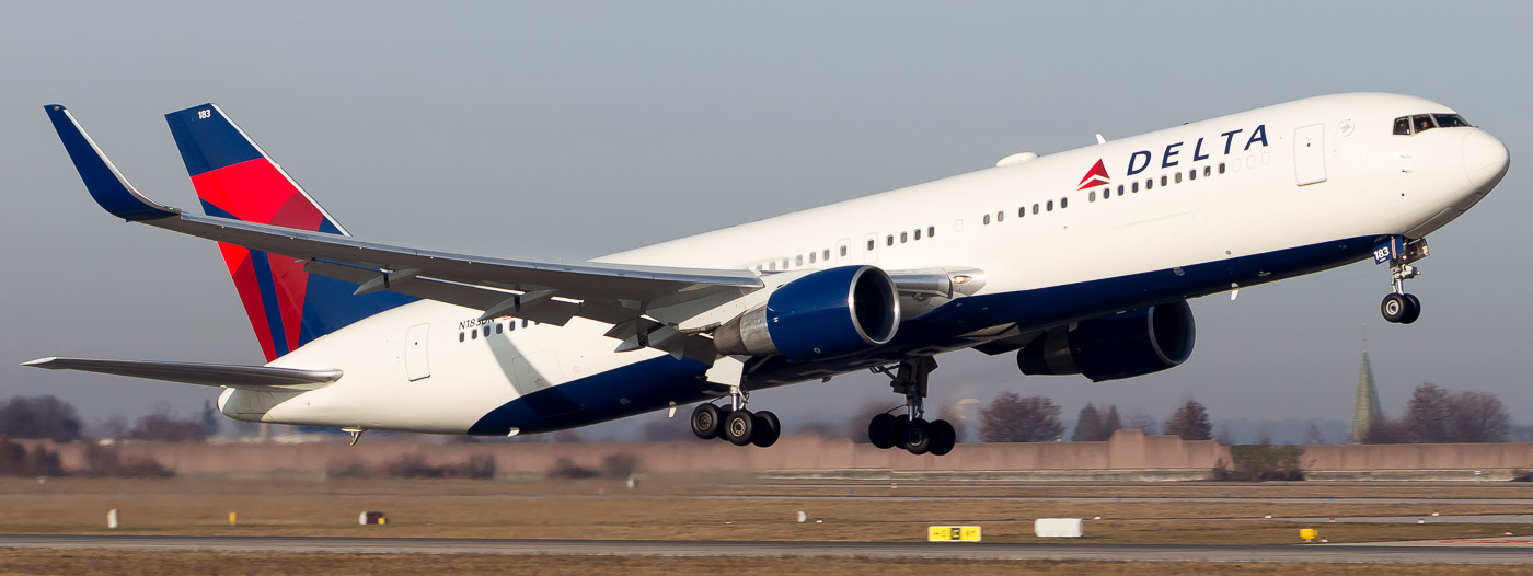 N183DN - Delta Boeing 767-300