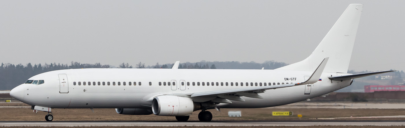 OM-GTF - Go2Sky Boeing 737-800