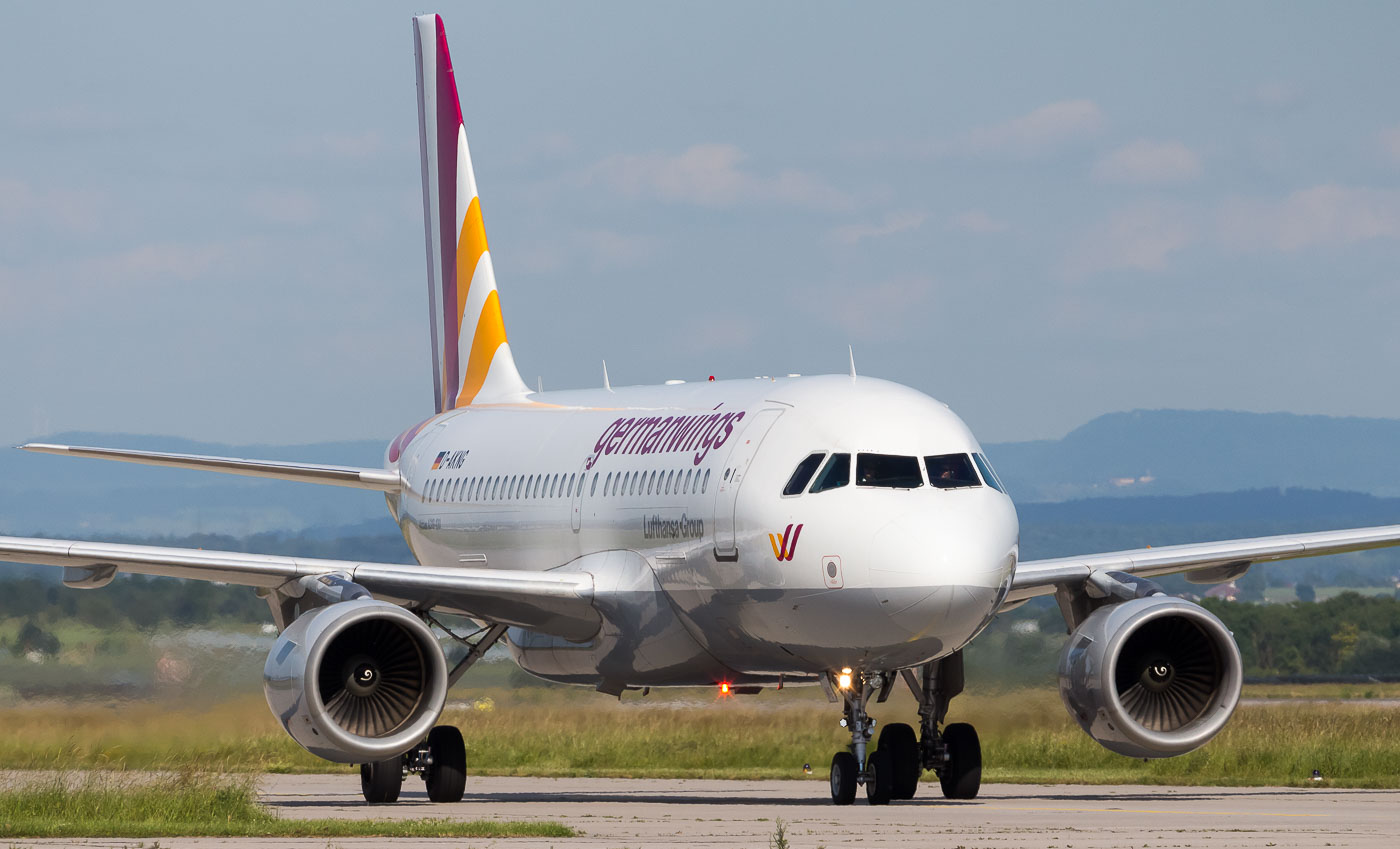 D-AKNG - Germanwings Airbus A319