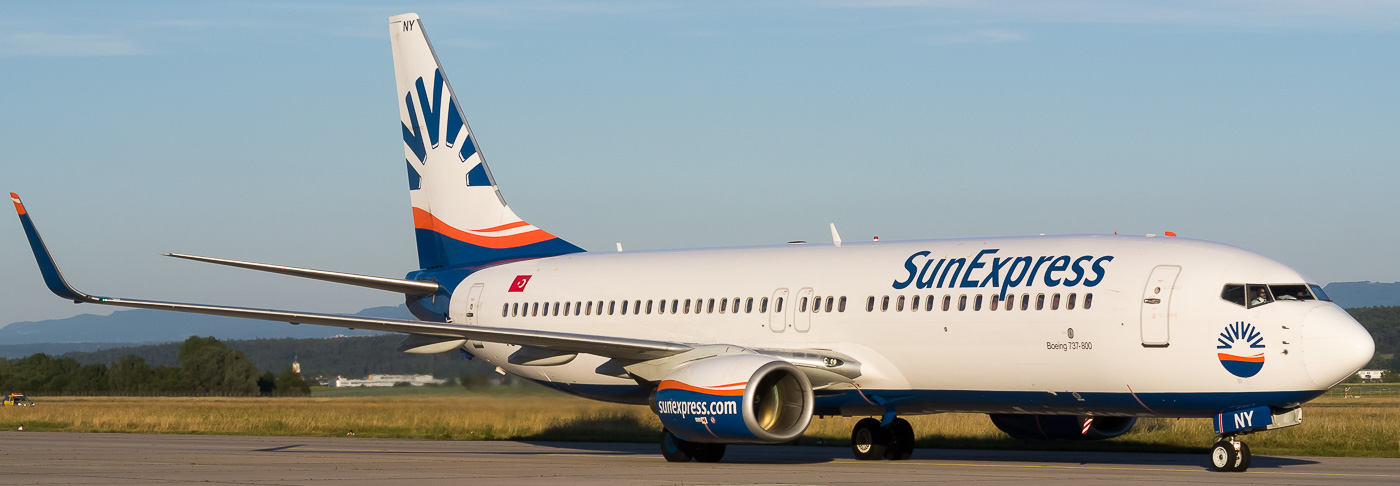 TC-SNY - SunExpress Boeing 737-800