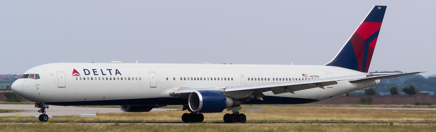 N831MH - Delta Boeing 767-400