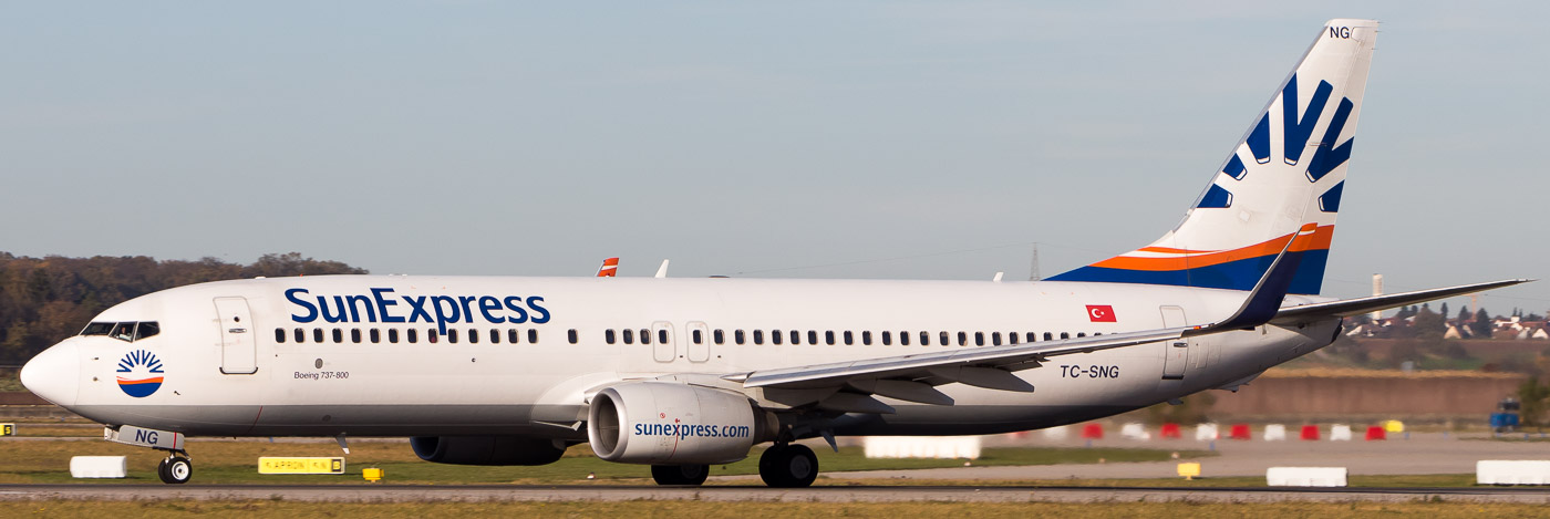 TC-SNG - SunExpress Boeing 737-800