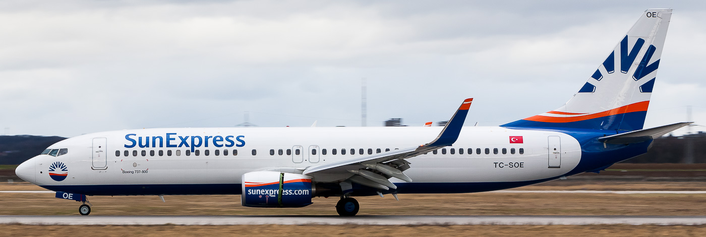 TC-SOE - SunExpress Boeing 737-800