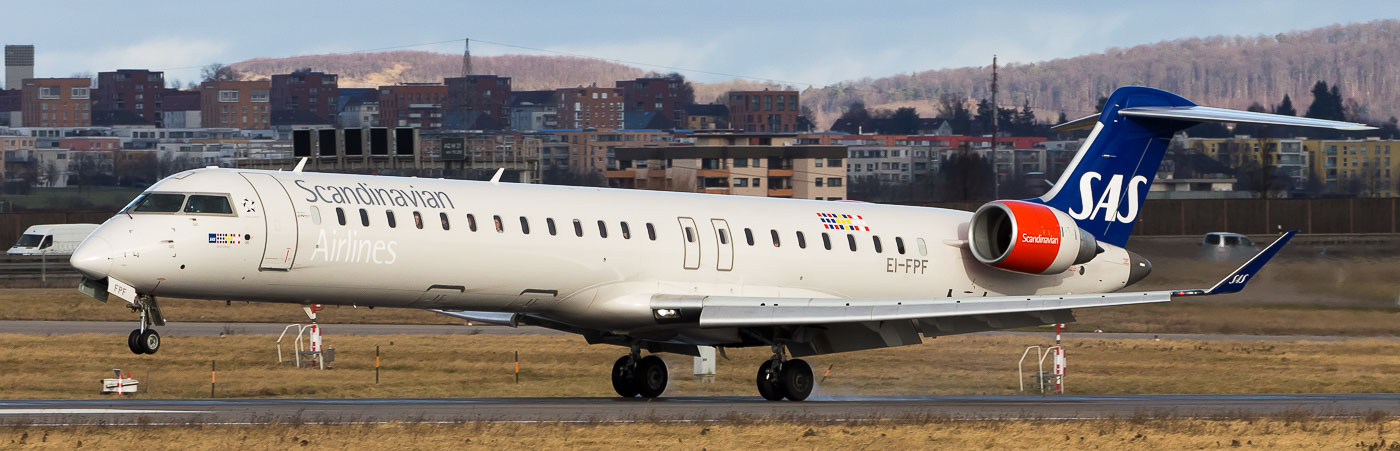 EI-FPF - SAS Bombardier CRJ900