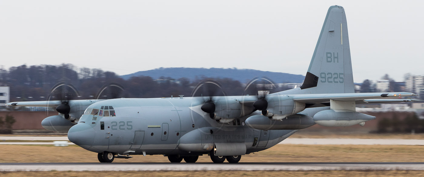 169225 - USAF, -Army etc. Lockheed C-130 Hercules
