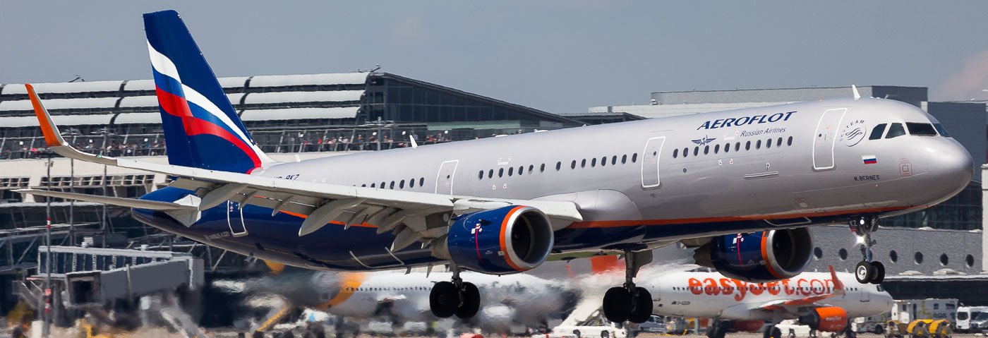 VP-BKZ - Aeroflot Airbus A321