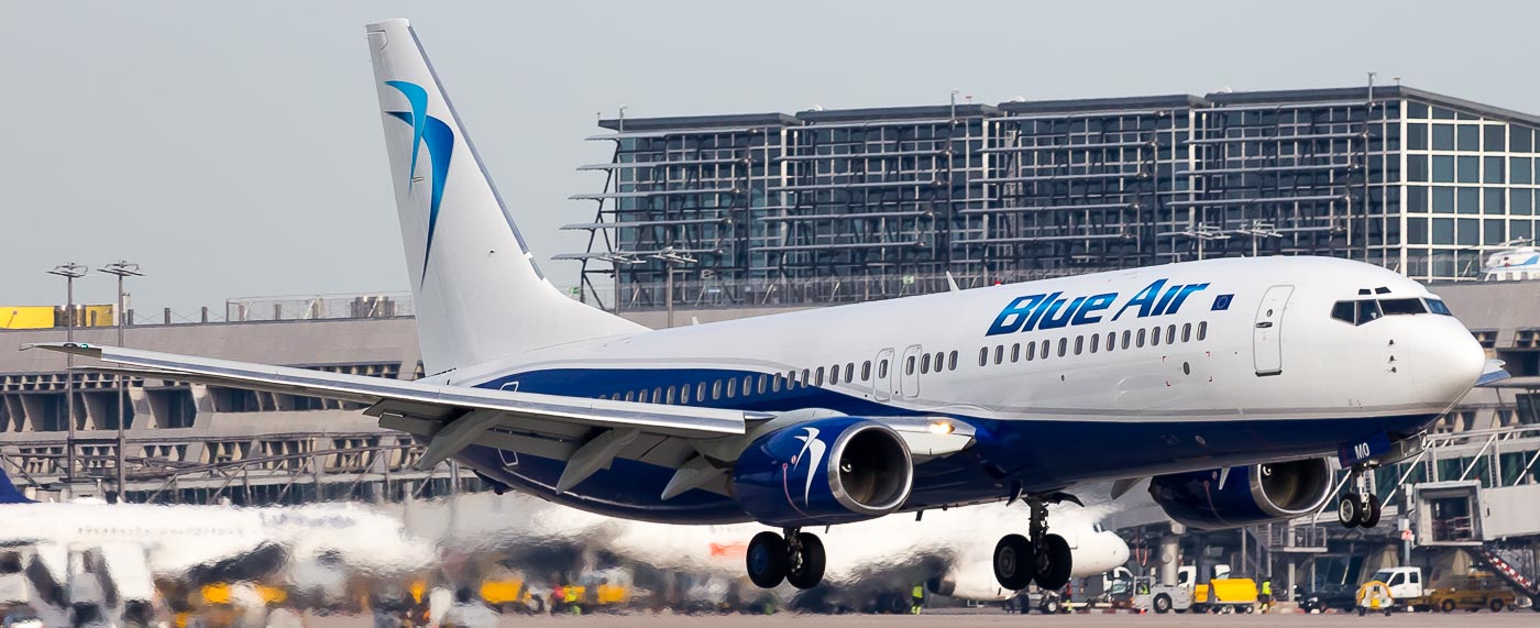 YR-BMO - Blue Air Boeing 737-800