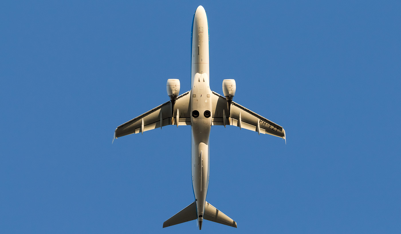 PH-EZT - KLM cityhopper Embraer 190