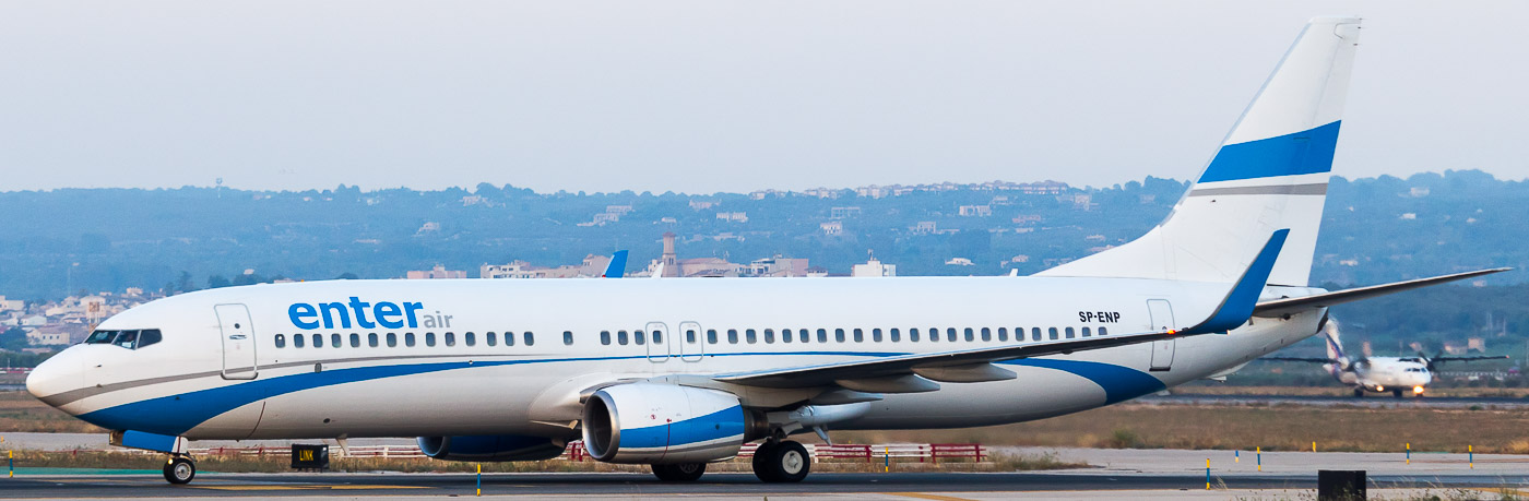 SP-ENP - Enter Air Boeing 737-800