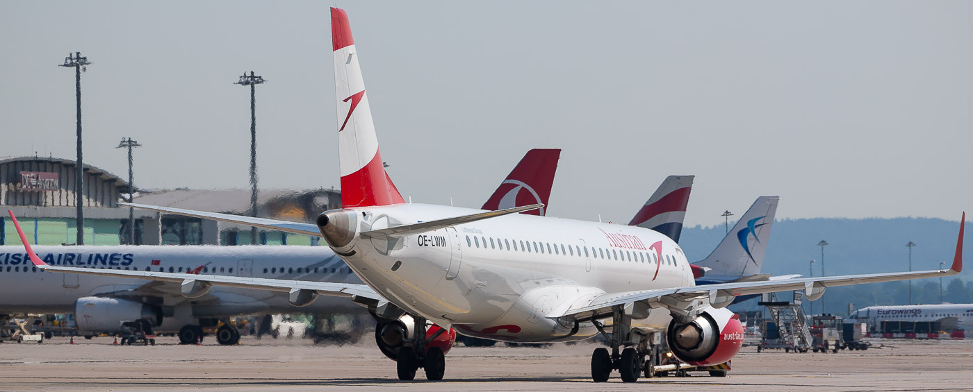 OE-LWM - Austrian Airlines Embraer 195