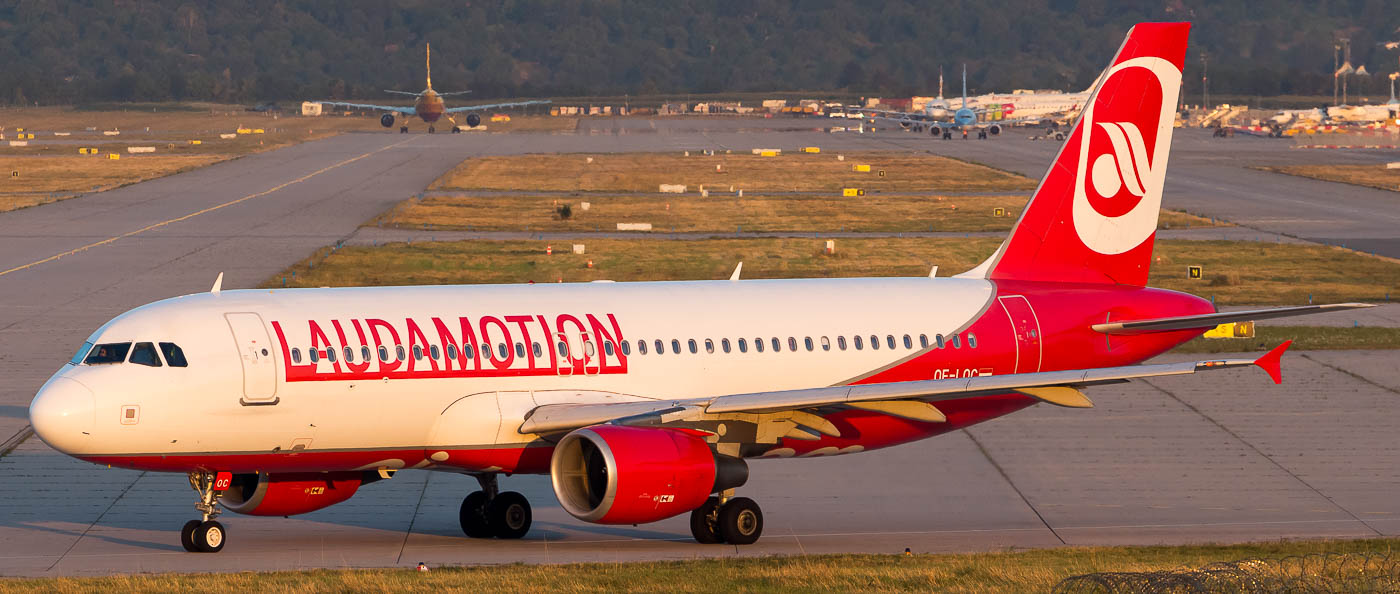 OE-LOC - Laudamotion Airbus A320