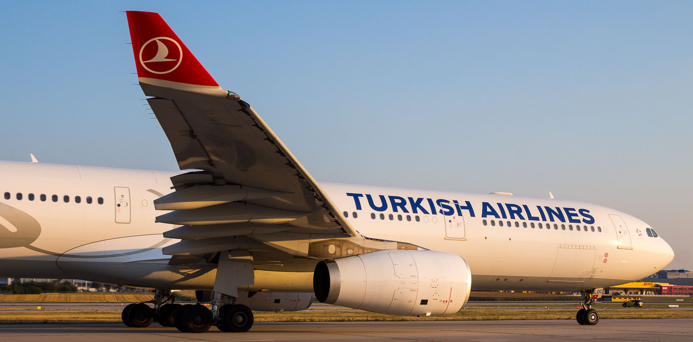 TC-LOC - Turkish Airlines Airbus A330-300