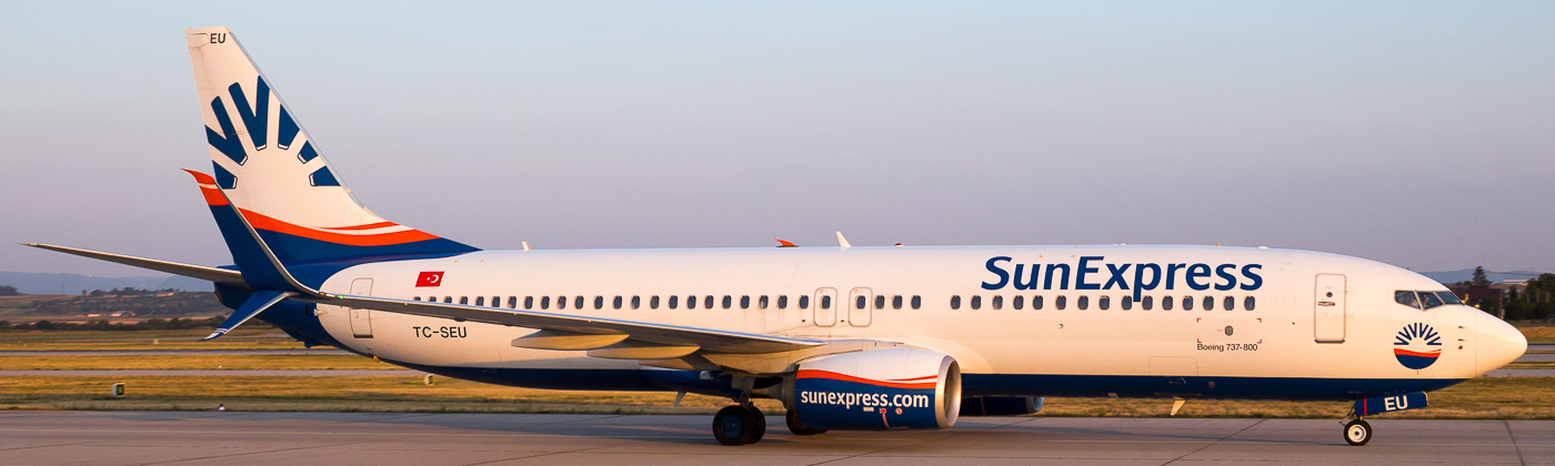 TC-SEU - SunExpress Boeing 737-800
