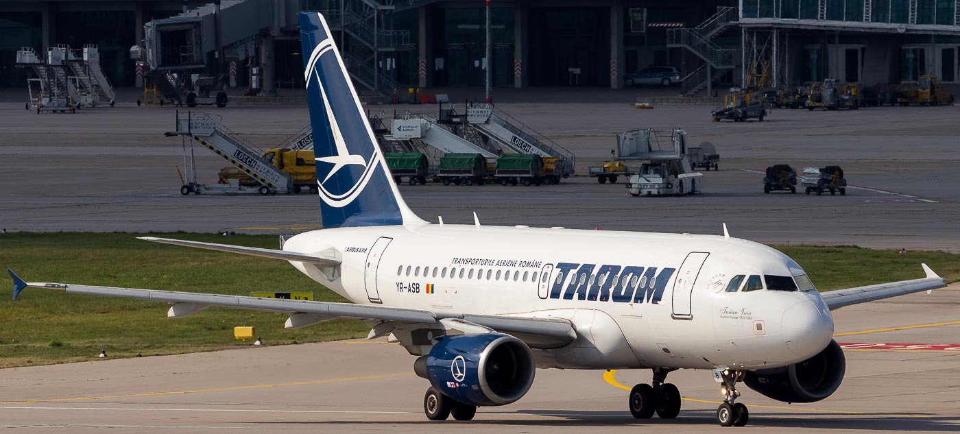 YR-ASB - TAROM Airbus A318