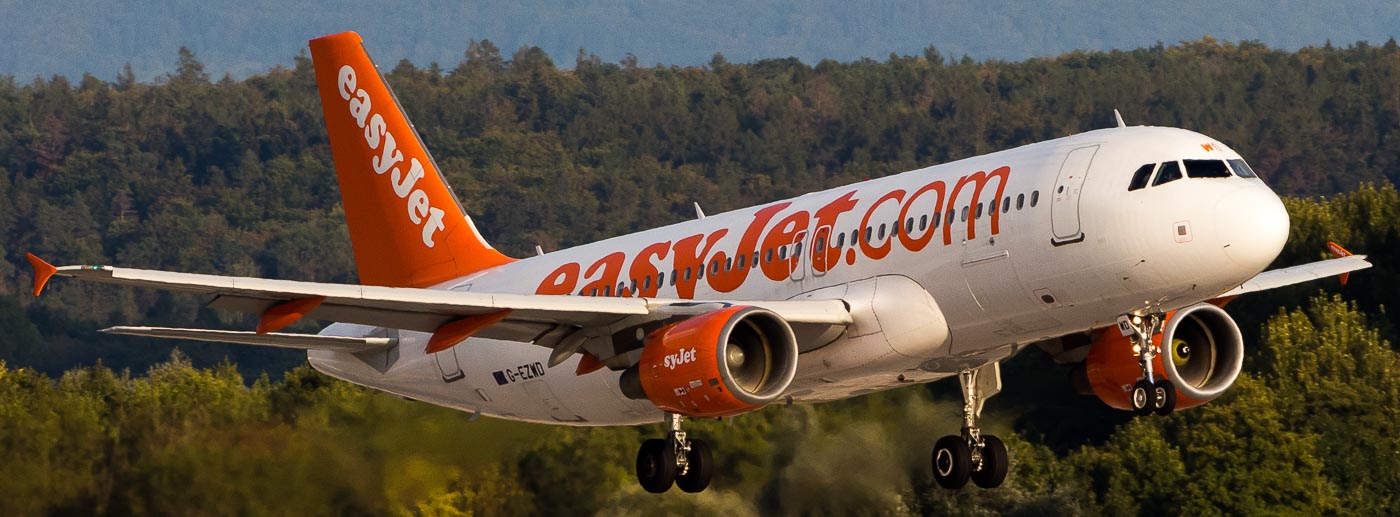 G-EZWD - easyJet Airbus A320
