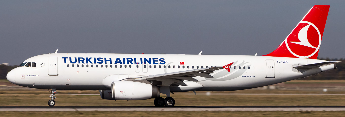 TC-JPI - Turkish Airlines Airbus A320