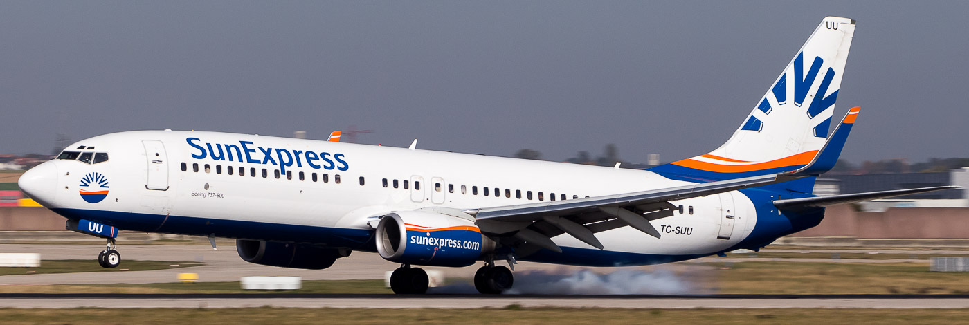 TC-SUU - SunExpress Boeing 737-800