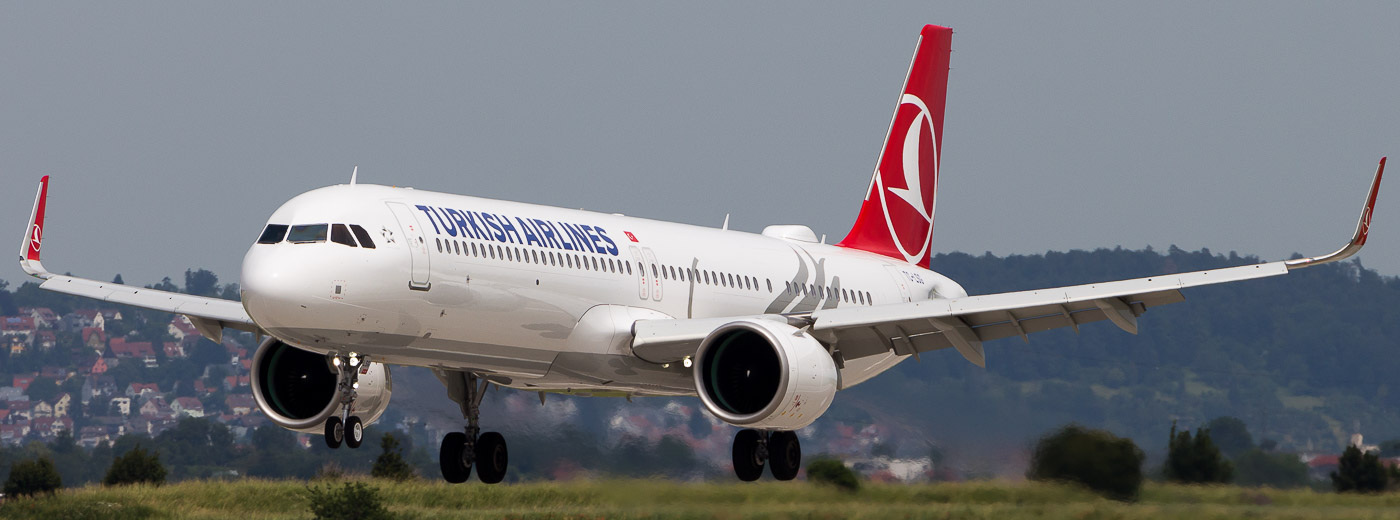 TC-LSG - Turkish Airlines Airbus A321neo