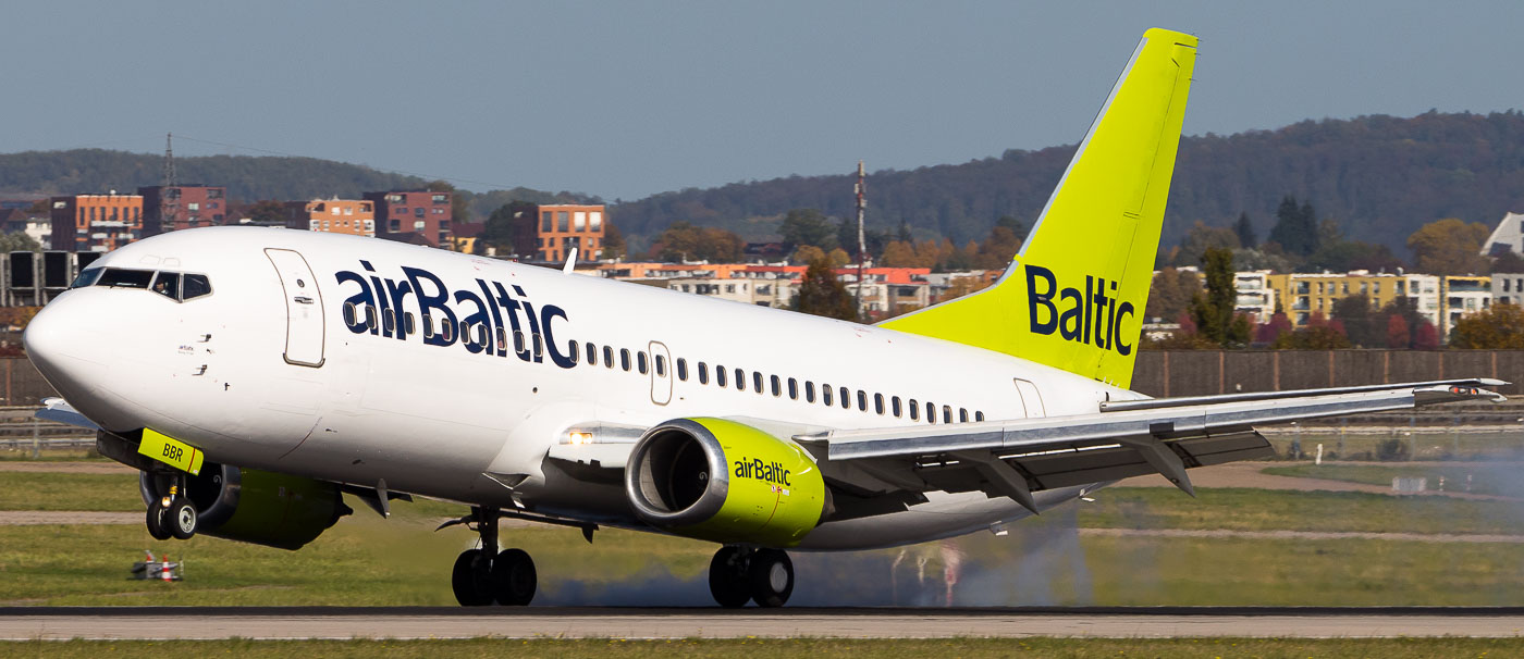 YL-BBR - airBaltic Boeing 737-300