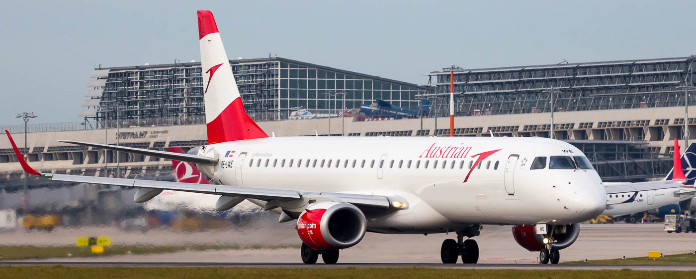 OE-LWE - Austrian Airlines Embraer 195