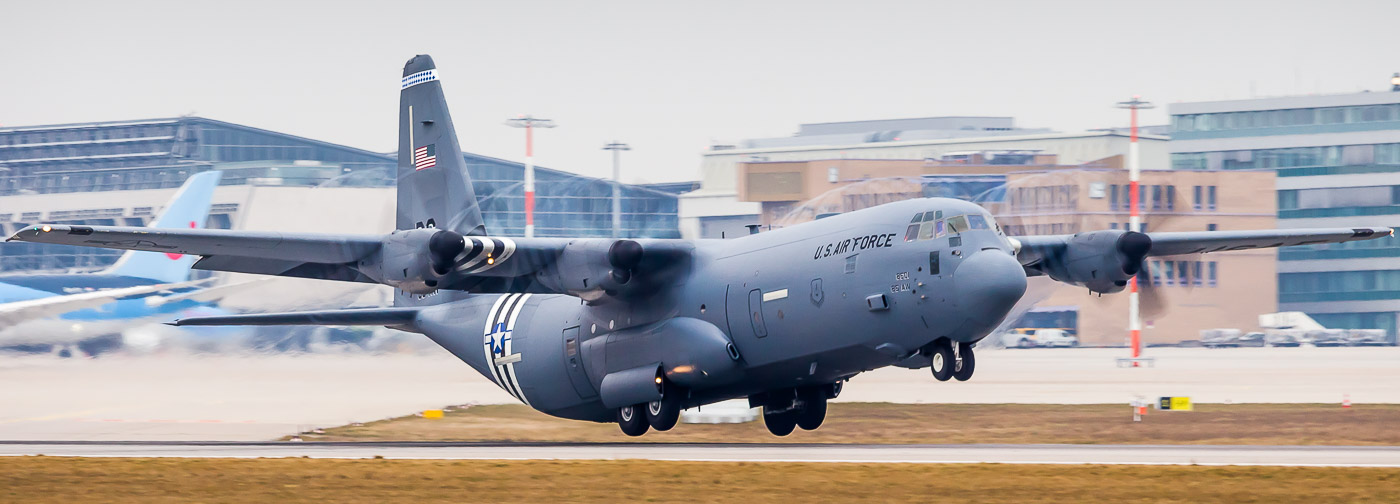 08-8601 - USAF, -Army etc. Lockheed C-130 Hercules