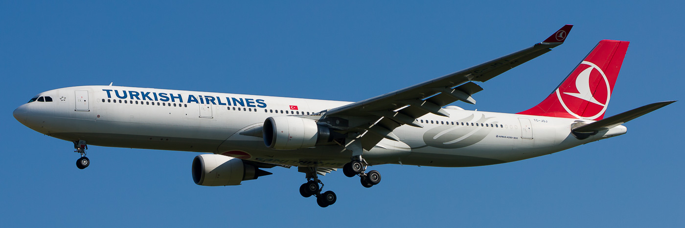 TC-JOJ - Turkish Airlines Airbus A330-300