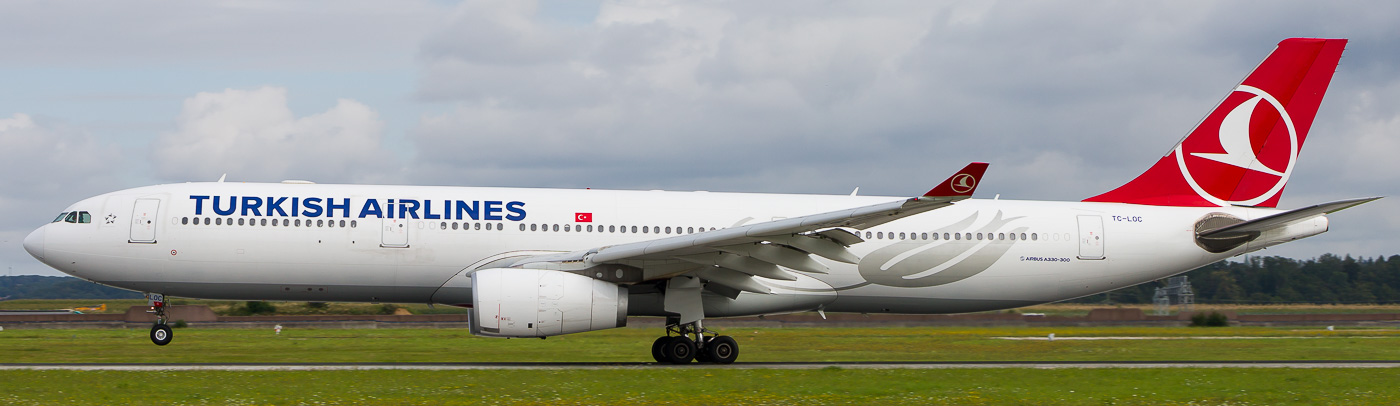 TC-LOC - Turkish Airlines Airbus A330-300