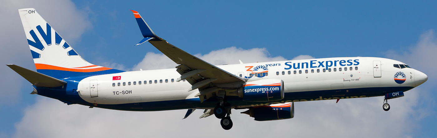 TC-SOH - SunExpress Boeing 737-800