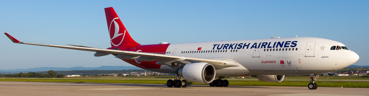 TC-JNB - Turkish Airlines Airbus A330-200