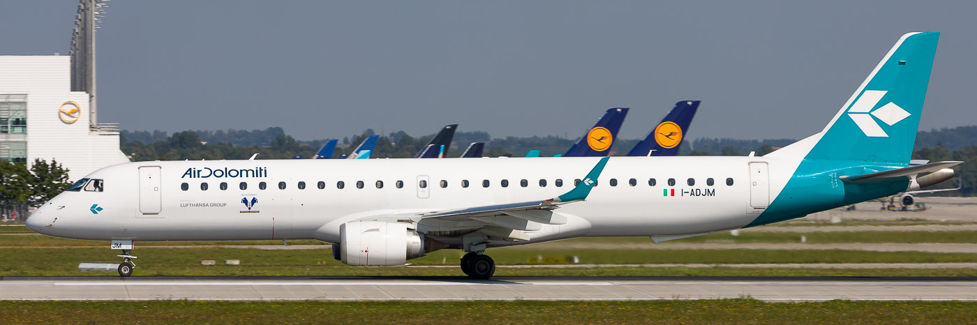 I-ADJM - Air Dolomiti Embraer 195