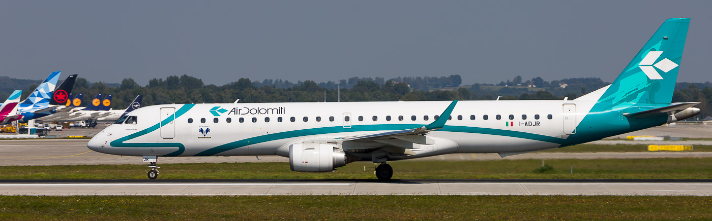 I-ADJR - Air Dolomiti Embraer 195