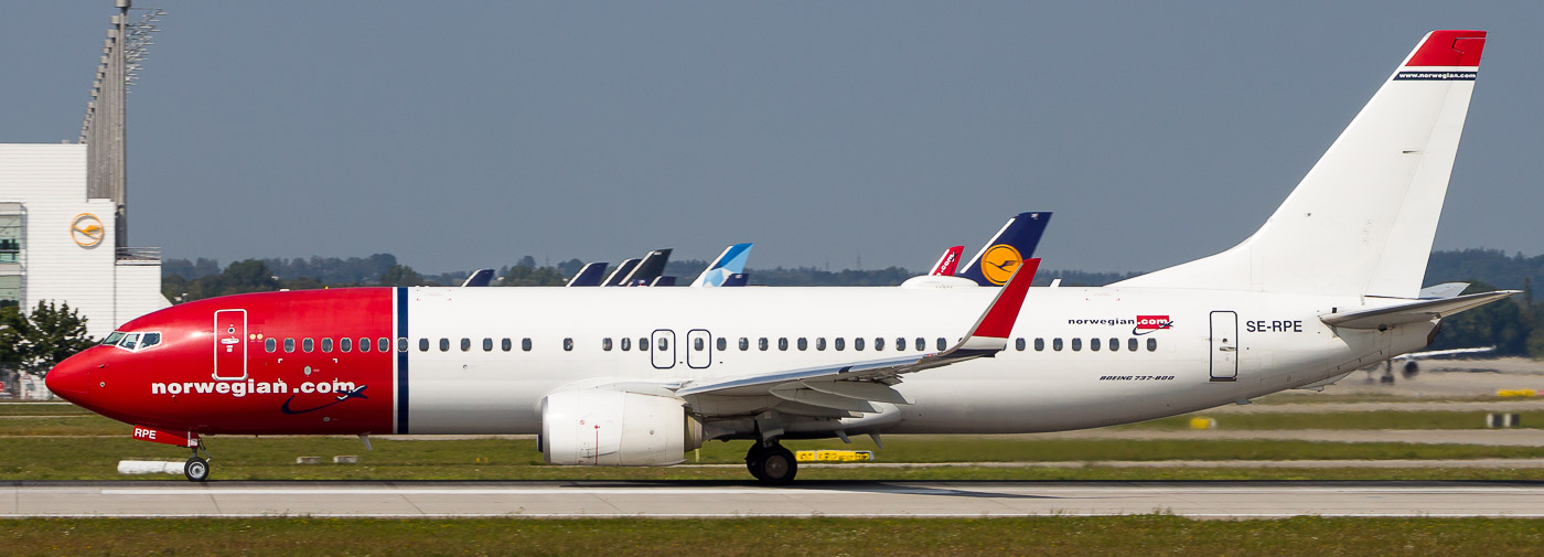 SE-RPE - Norwegian Boeing 737-800