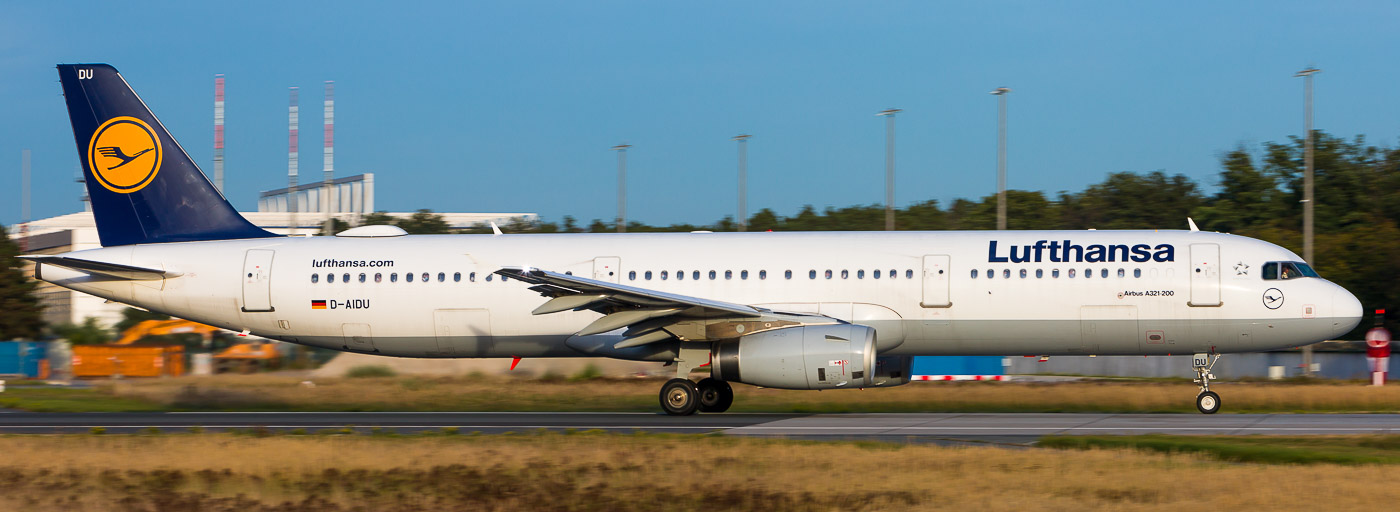 D-AIDU - Lufthansa Airbus A321