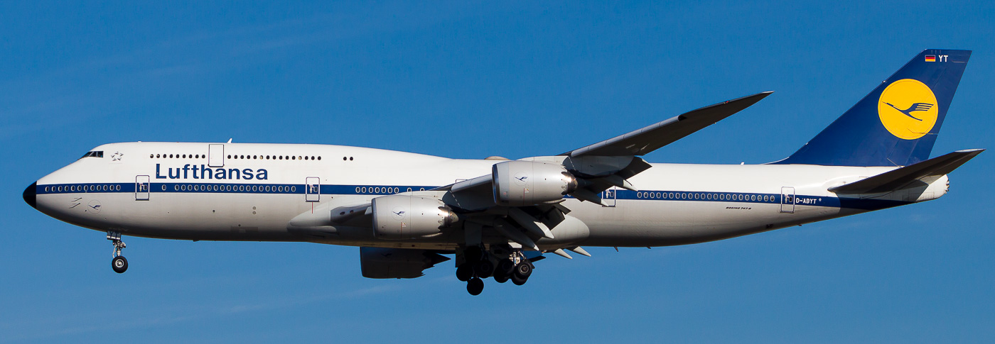 D-ABYT - Lufthansa Boeing 747-8 Intercontinental