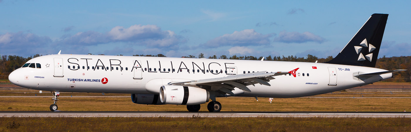 TC-JRR - Turkish Airlines Airbus A321