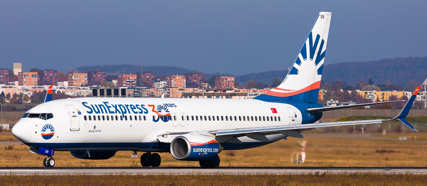 TC-SOV - SunExpress Boeing 737-800