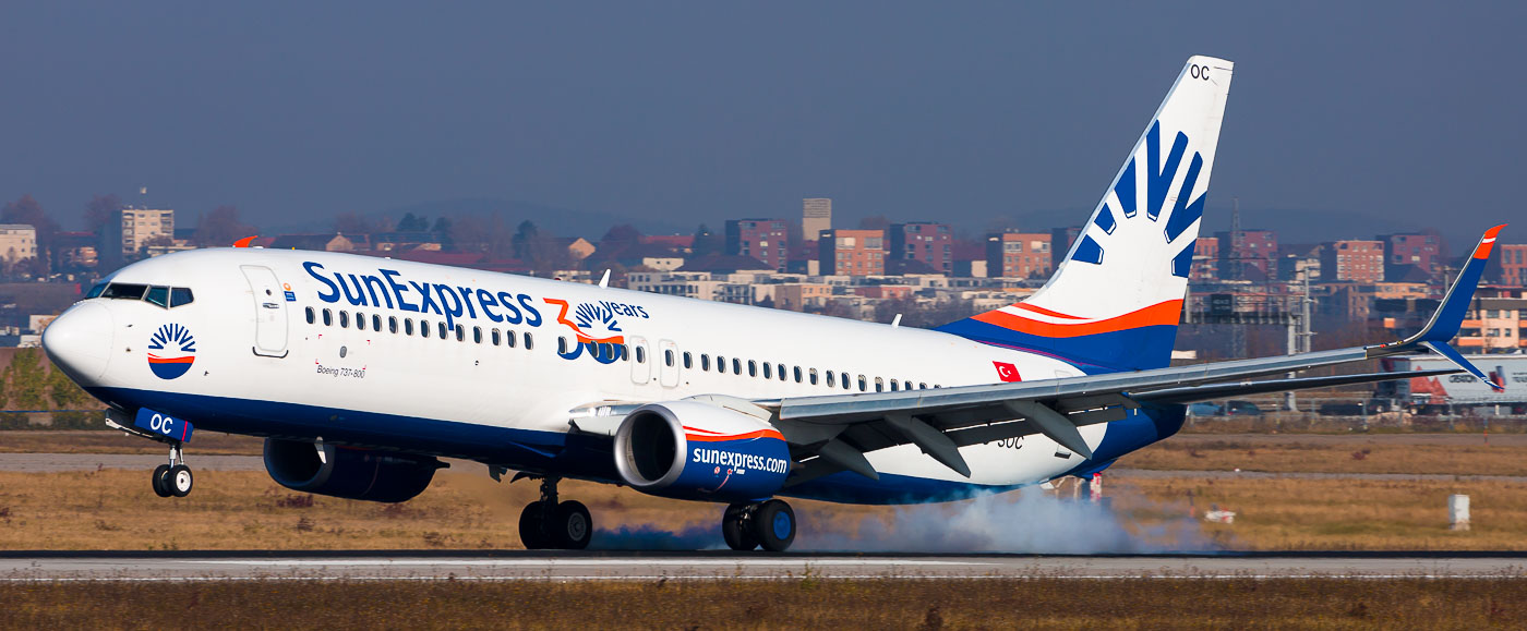 TC-SOC - SunExpress Boeing 737-800