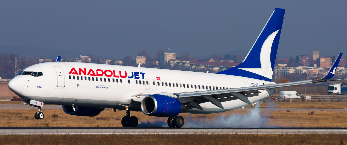 TC-JFD - AnadoluJet Boeing 737-800