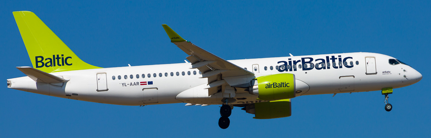 YL-AAR - airBaltic Bombardier CS300