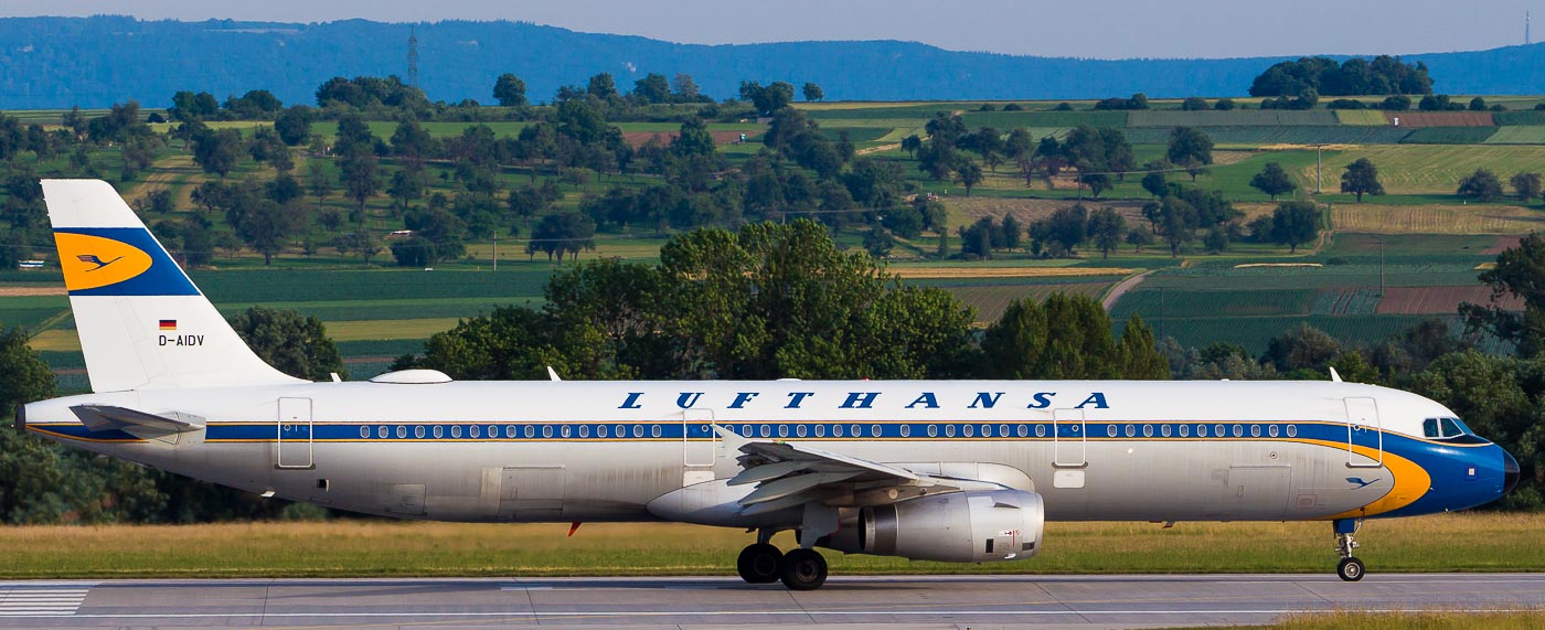 D-AIDV - Lufthansa Airbus A321